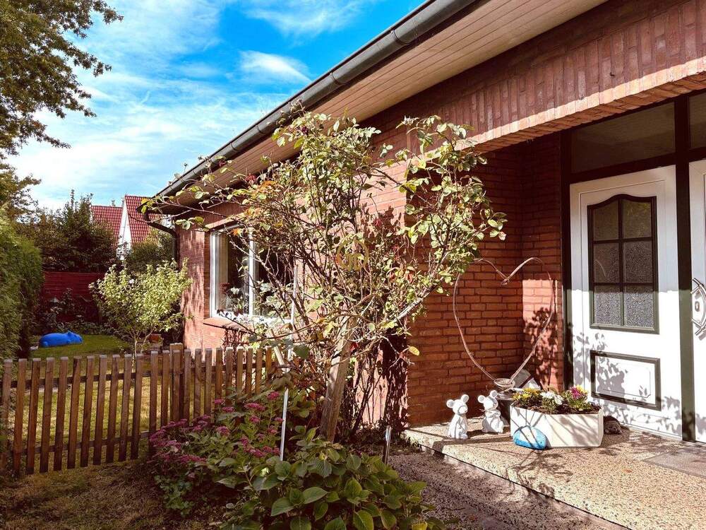 Thumbnail-Familientraum in Friedrichsfehn - Großzügiges Zuhause mit Erweiterungsmöglichkeiten!