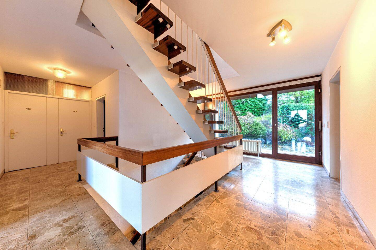 Thumbnail-Großzügiges Einfamilienhaus in der Lämmleshalde