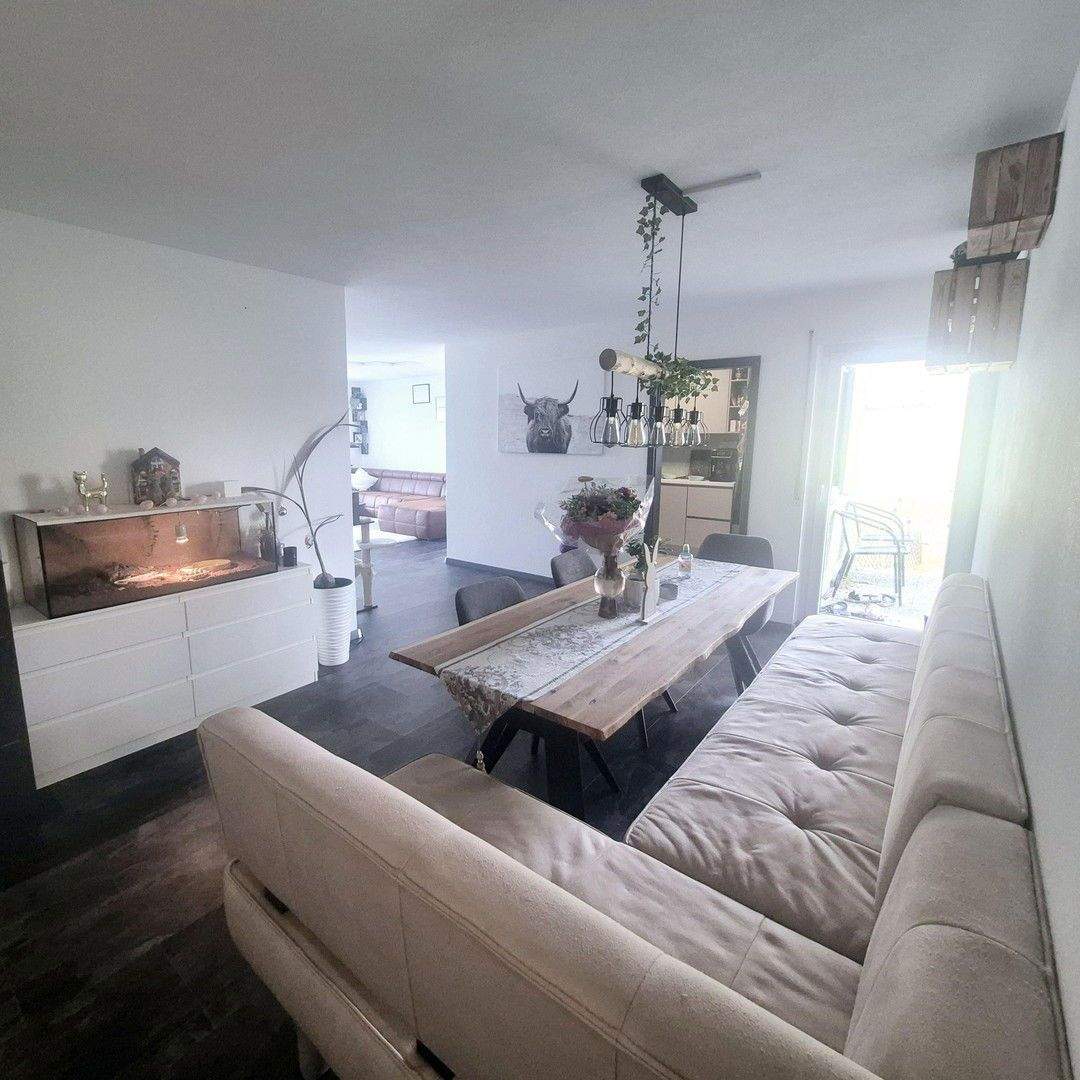 Thumbnail-Moderne Erdgeschosswohnung 3,5 Zimmer VB