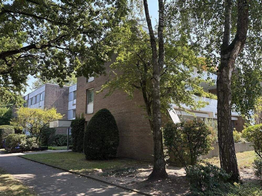 Thumbnail-Krefeld-Stadtwald: luxuriöse 6-Zimmer-Wohnung mit Ost-, Süd- und Westterrasse