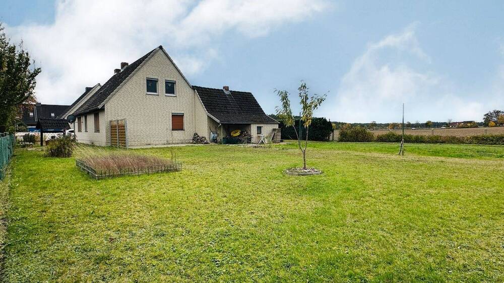 Thumbnail-Einfamilienhaus in ruhiger Lage - Ihr neues Zuhause am Feldrand! (SY-1020-130)