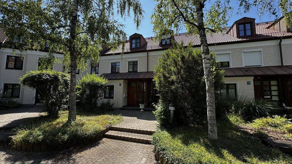 Charmanter Innenhofzugang
