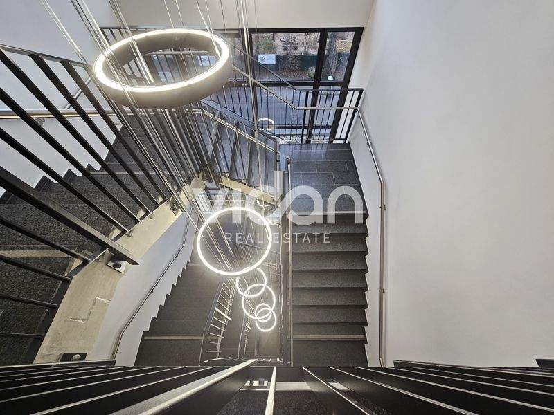 Thumbnail-Revitalisierte Loftfläche in historischem LeskanPark