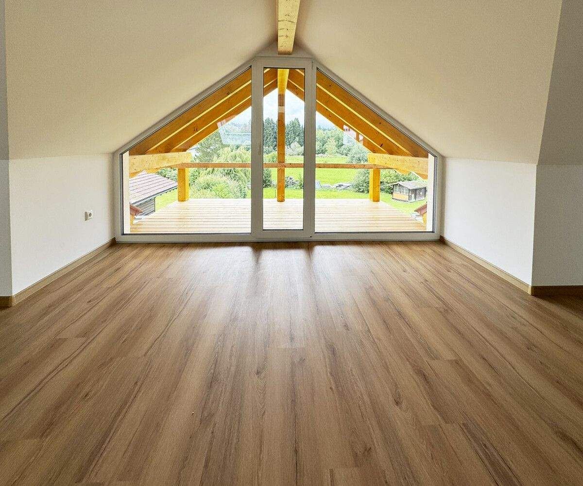 Thumbnail-Charmante Dachgeschosswohnung im modernen Design - perfekt für Singles oder Paare