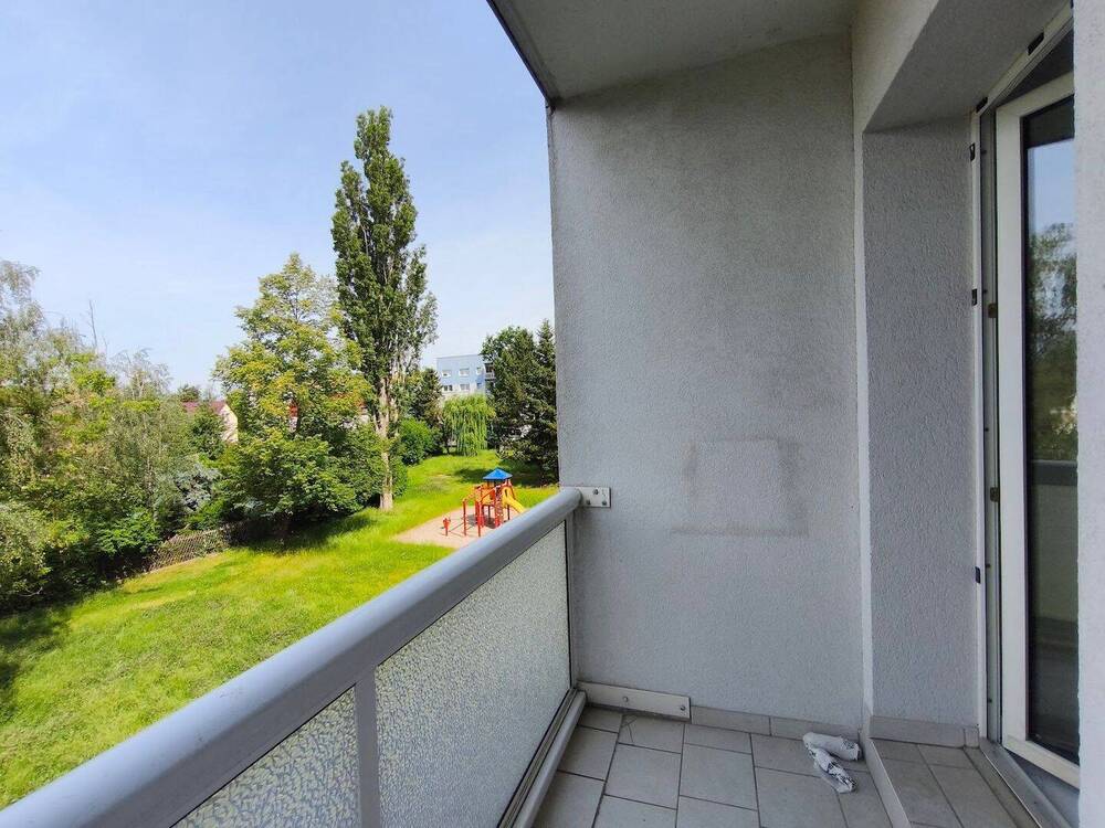 Thumbnail-DREI ZIMMER mit BALKON