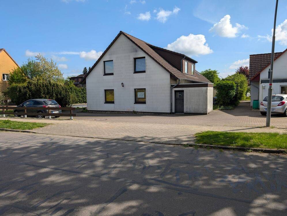 Thumbnail-Investieren, leben, vermieten - Ihr neues Wohn- und Geschäftshaus in Leiferde! (MA-1020-55)