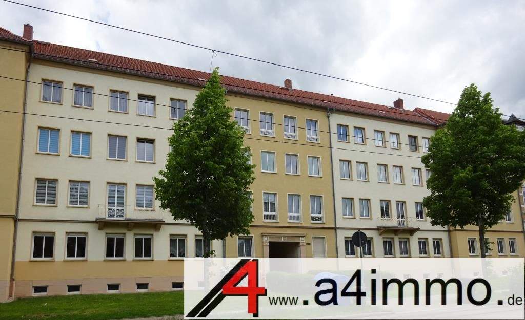 Thumbnail-Schöne 3-Zi-Wohnung im 2.OG - große Essküche, SP im Hof mgl.