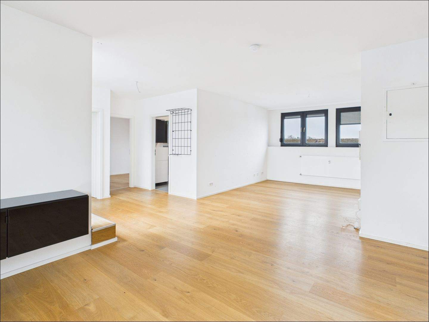 Thumbnail-Licht, Luft & Weitblick 3-Zimmer-Wohnung in Schweinheim - saniert & hell & sofort bezugsbereit