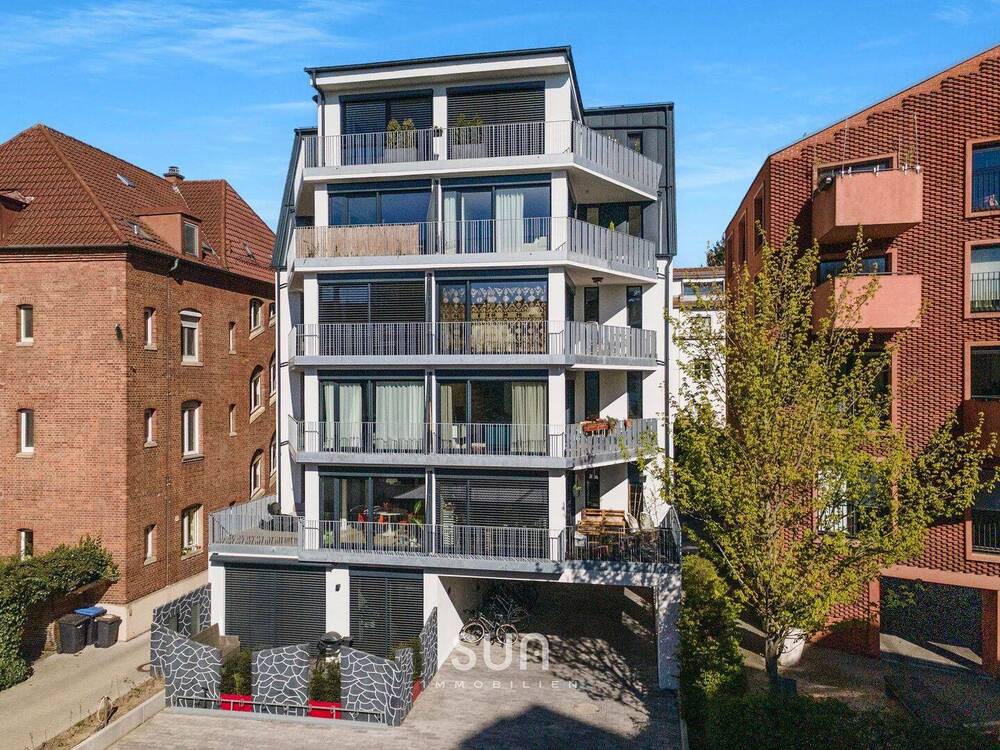Thumbnail-Urbaner Luxus trifft Garten-Feeling: Deine Design-Oase mit XXL-Terrasse!