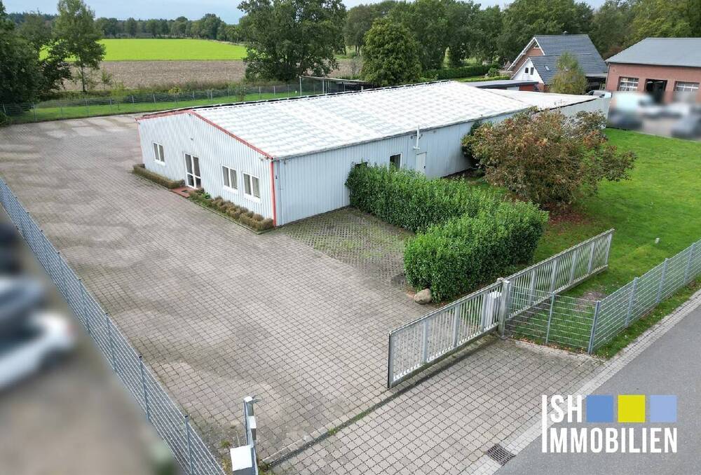 Thumbnail-Fredenbeck, Gewerbehalle mit Büroräumen und Außenbereich