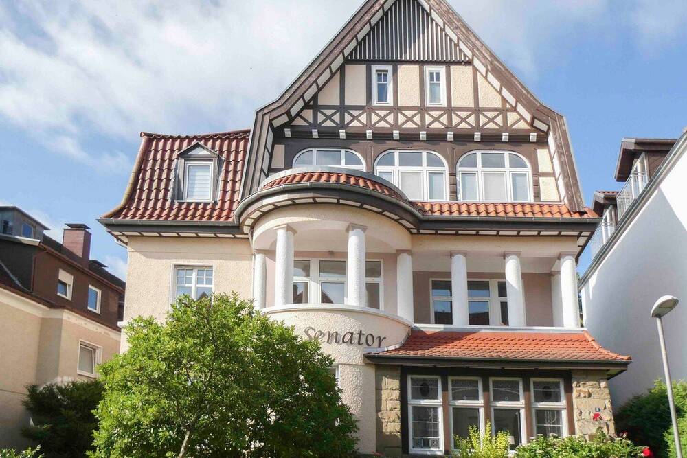 Straßenansicht