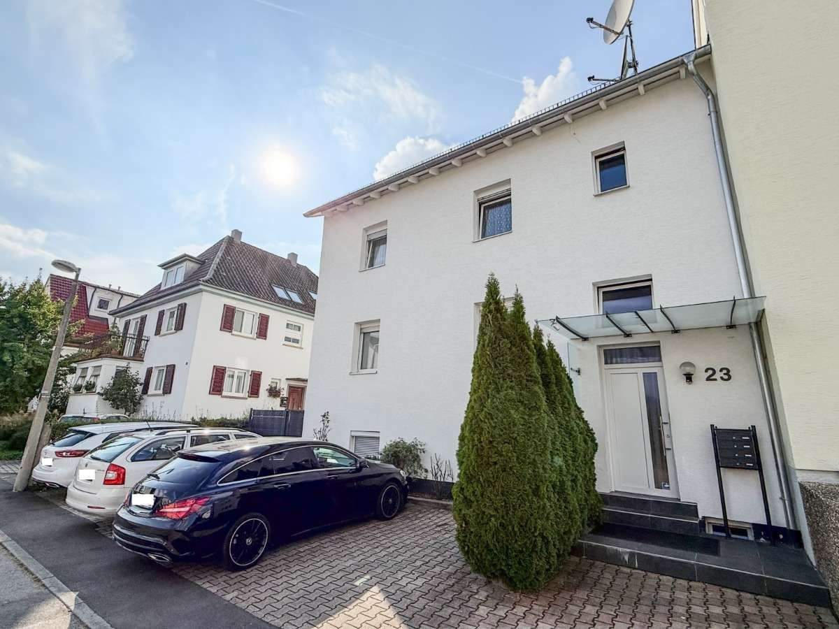 Thumbnail-Mehrfamilienhaus mit 4 Wohneinheiten in S-Bahn-Nähe zu verkaufen