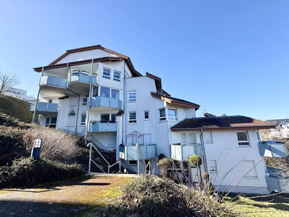 Thumbnail-Terrassenwohnung mit Stellplatz in Dresden Coschütz | Vermietete Zweizimmerwohnung zum Kauf
