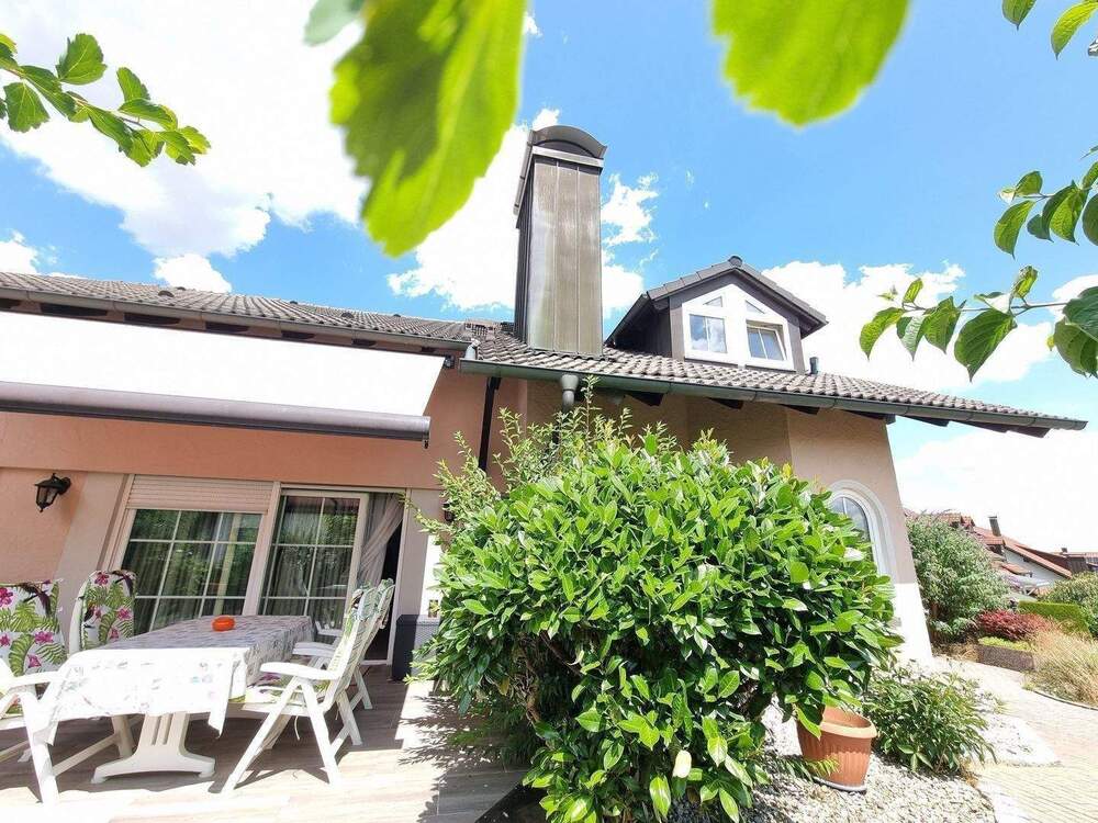 Thumbnail-Schöne großzügige Doppelhaushälfte mit Höhenweitblick über Großmehring