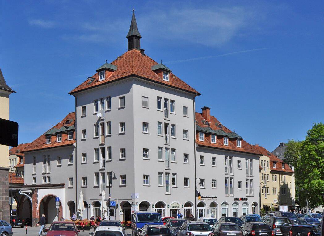 Thumbnail-Attraktive Dachgeschosswohnung für Singles in direkter Innenstadtlage