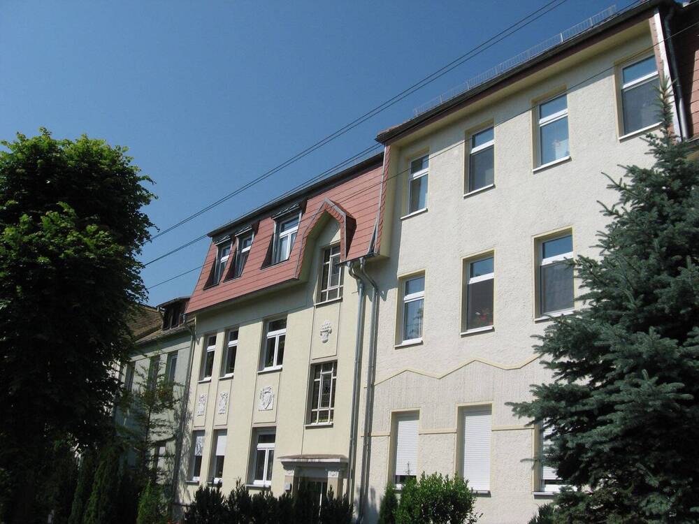 Thumbnail-Schöne Altbauwohnung mit Gartennutzung