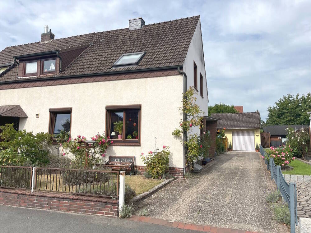 Thumbnail-PURNHAGEN-IMMOBILIEN - Gepflegte Doppelhaushälfte mit Garage in ruhiger Lage von Blumenthal-Bockhorn