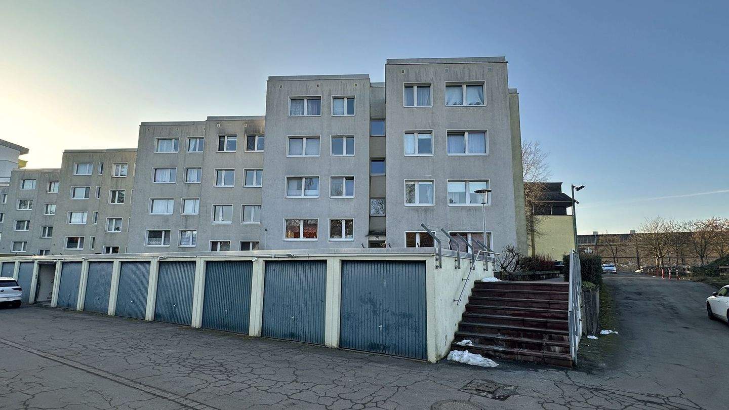 Thumbnail-Attraktive 3-Zimmer-Wohnung in zentraler Lage von Celle! (SY-1020-170)