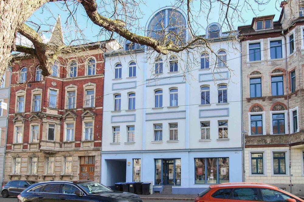 Thumbnail-Tolles Mehrfamilienhaus in Guter zentraler Lage, voll vermietet