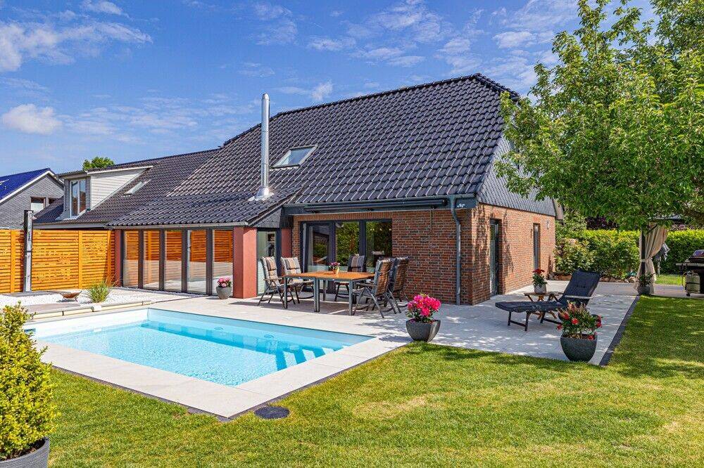 Thumbnail-Modernes, kernsaniertes Einfamilienhaus mit Pool, Traumgarten und hochwertiger Ausstattung