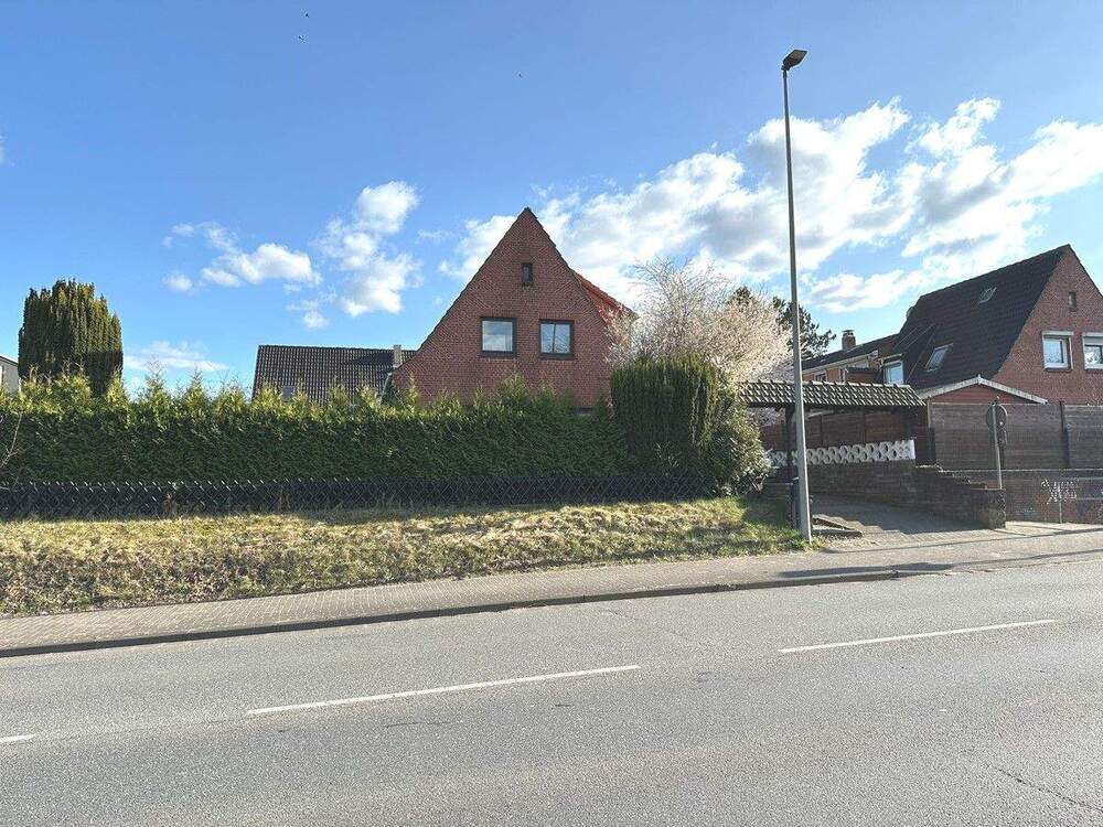 Thumbnail-PURNHAGEN-IMMOBILIEN - Teil vermietetes 3-Parteienhaus mit Garage in zentraler Lage von Ritterhude