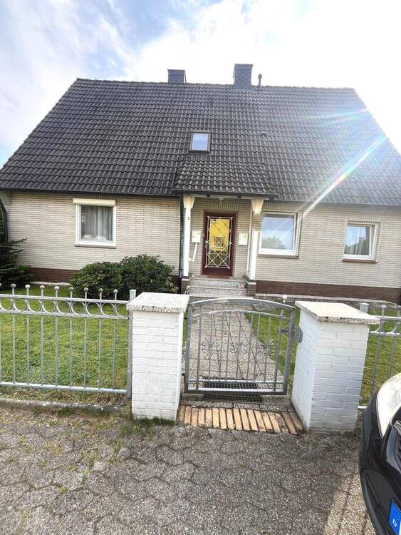 Thumbnail-EG-WOHNUNG in einem Zwei-Familienhaus in ACHIM- BIERDEN mit GARTEN
