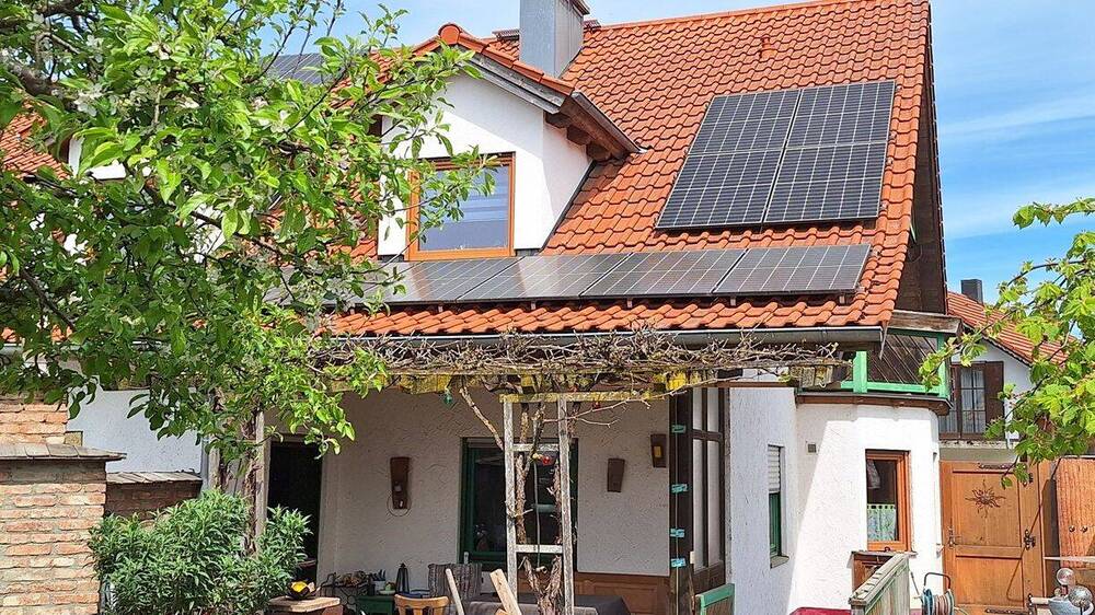 Thumbnail-Attraktives Einfamilienhaus mit ca. 152 m² Wohnfläche auf einem 489 m² großen Grundstück in Isen.
