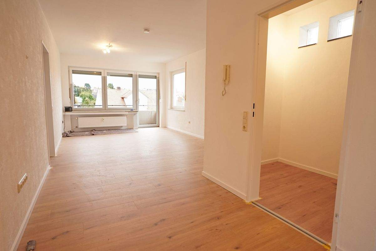 Thumbnail-Freundliche 3-Zimmer-Wohnung sucht neue Mieter | Balkon | Garage | Frei ab sofort | Renoviert |