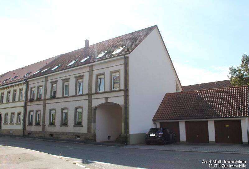 Thumbnail-Gepflegte 2-Zimmer-Wohnung in historischem Mehrfamilienhaus in Eppingen