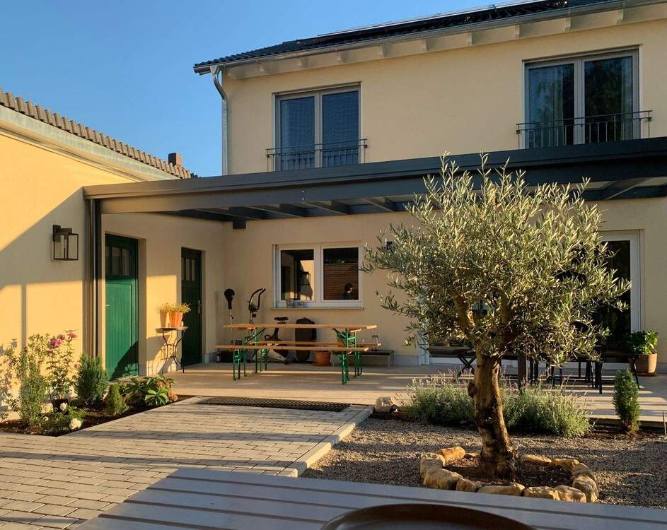 Thumbnail-Einfamilienhaus mit mediterranem Flair und exklusiver Ausstattung