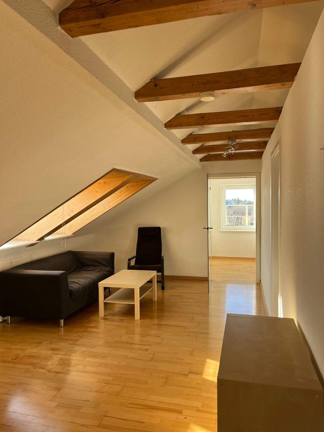 Thumbnail-2,5 Zimmer Studenten-WG in gepflegtem Studentenwohnheim