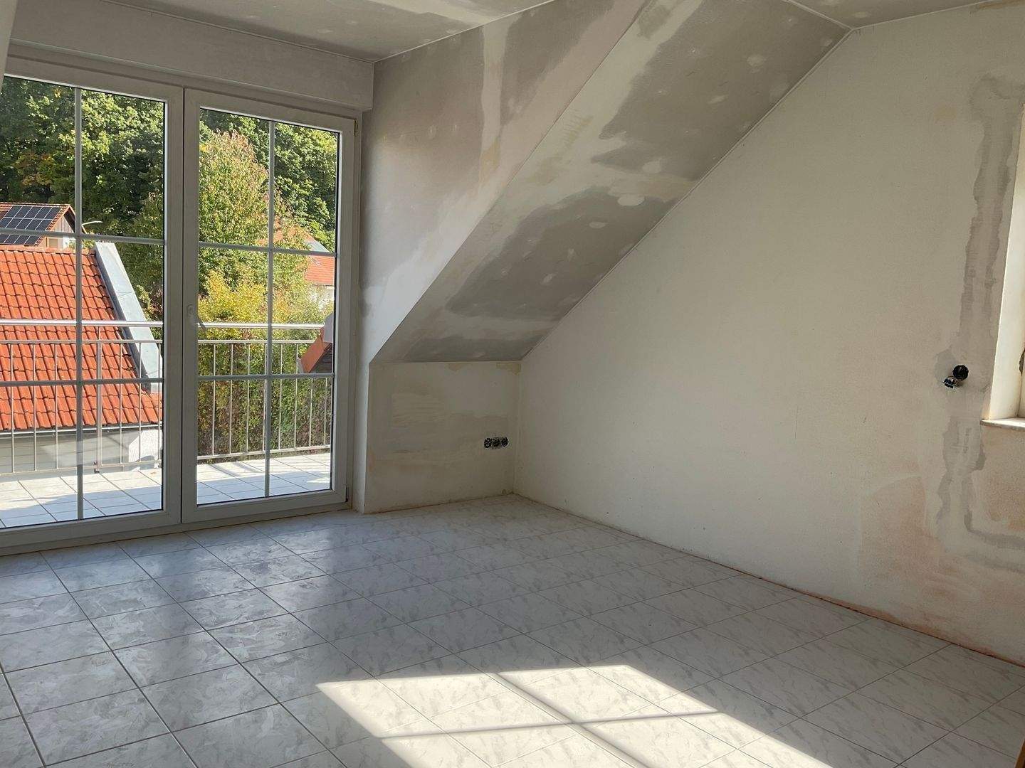 Thumbnail-Großzügige helle Maisonettenwohnung in Hünfeld- OT