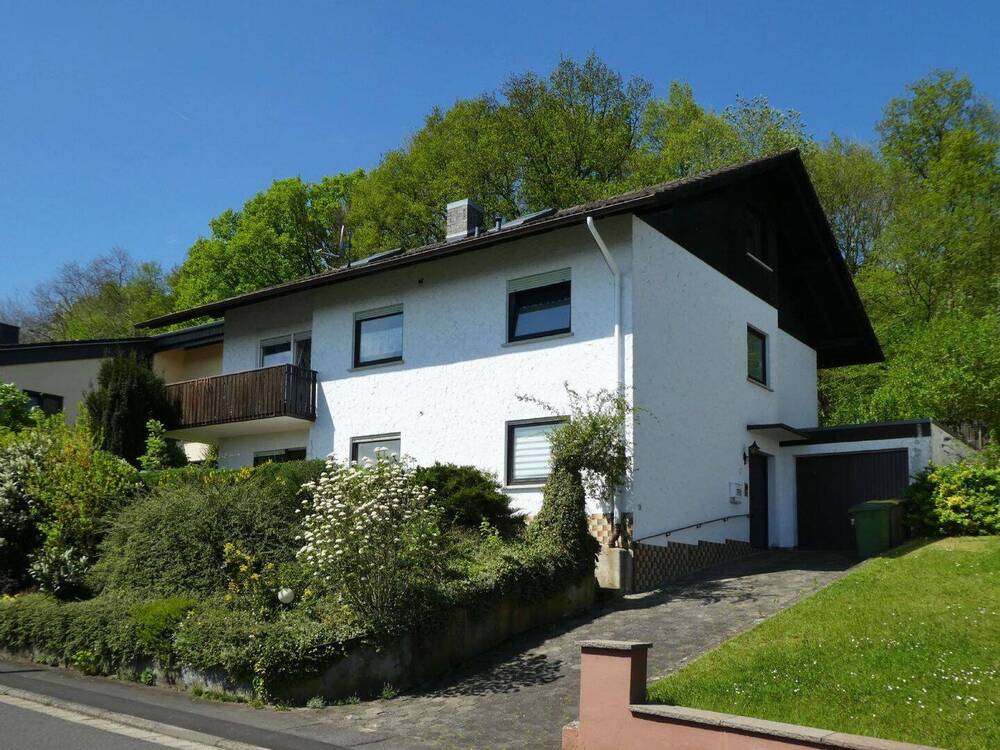 Zufahrt zur Garage