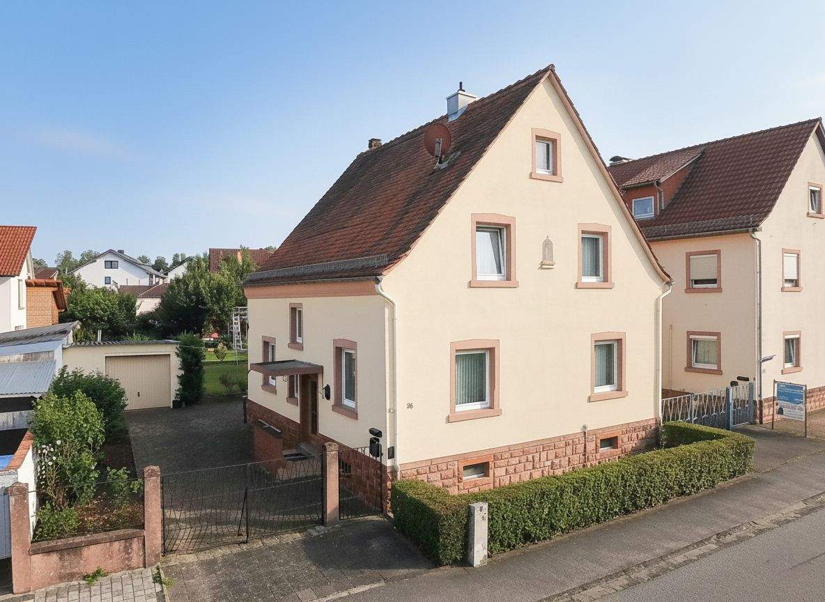 Thumbnail-Familientraum in Großostheim: Großes Haus mit 7 Zimmern, Garage und Gartenparadies in Top-Lage