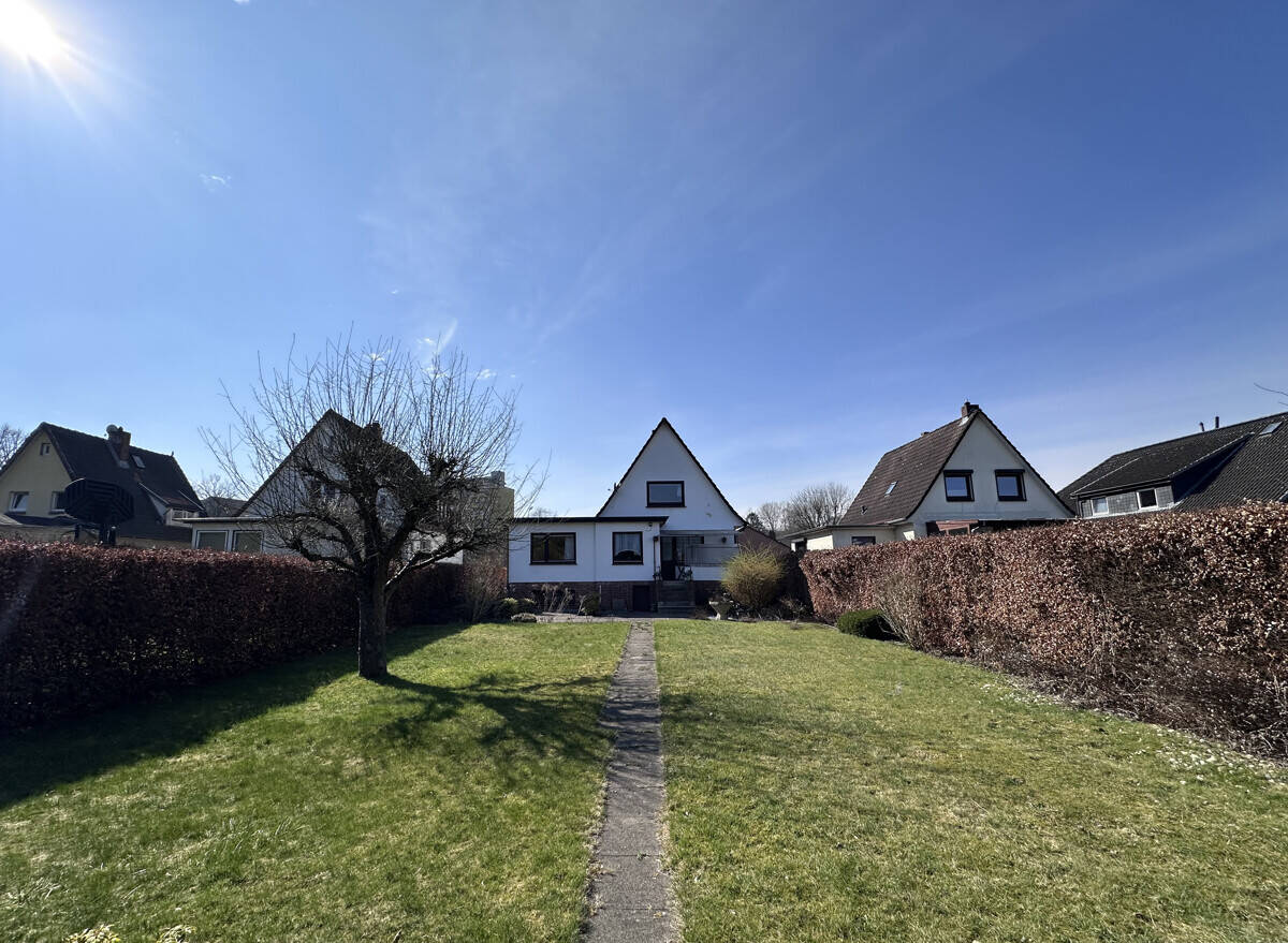 Thumbnail-Einfamilienhaus mit großem Garten