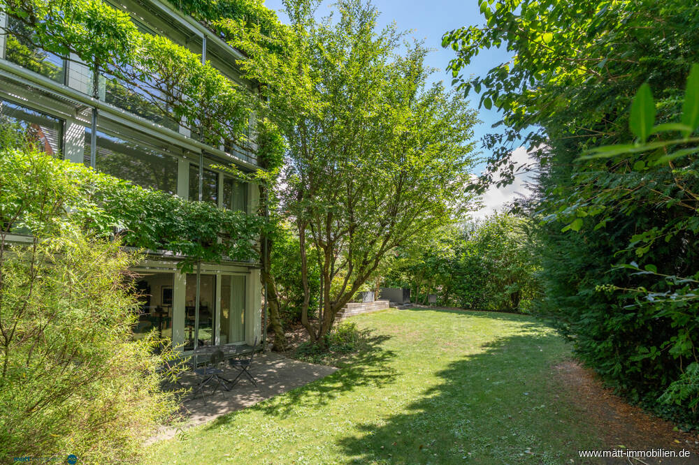 Thumbnail-Glückliche Käufer gefunden: Moderne Haushälfte mit Gartenparadies für die ganze Familie