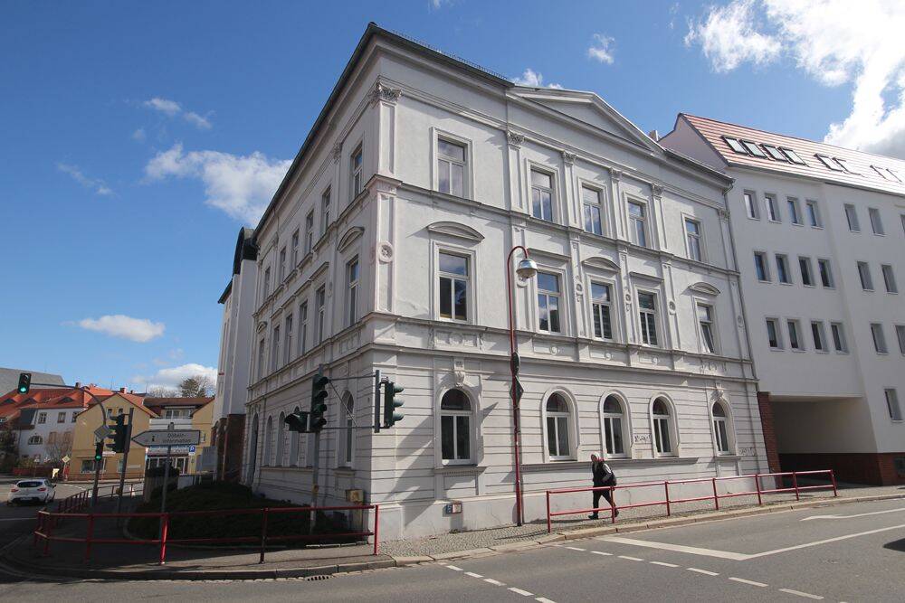 Thumbnail-Großzügige und helle Wohnung im Zentrum von Döbeln (005)