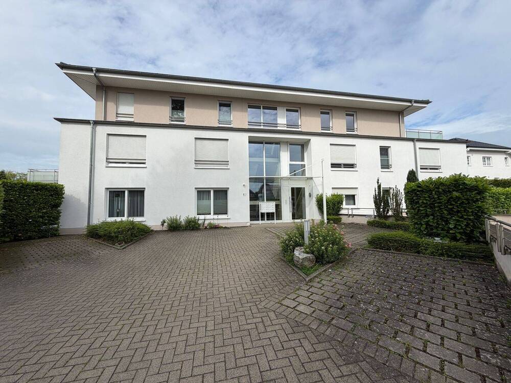 Thumbnail-3-Zimmer-Dachgeschosswohnung mit Einbauküche in zentraler Lage von Bad Sassendorf