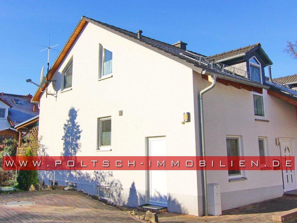 Thumbnail-Doppelhaushälfte mit Terrasse und Keller in ruhiger Lage von Bad Köstritz, BJ 2002