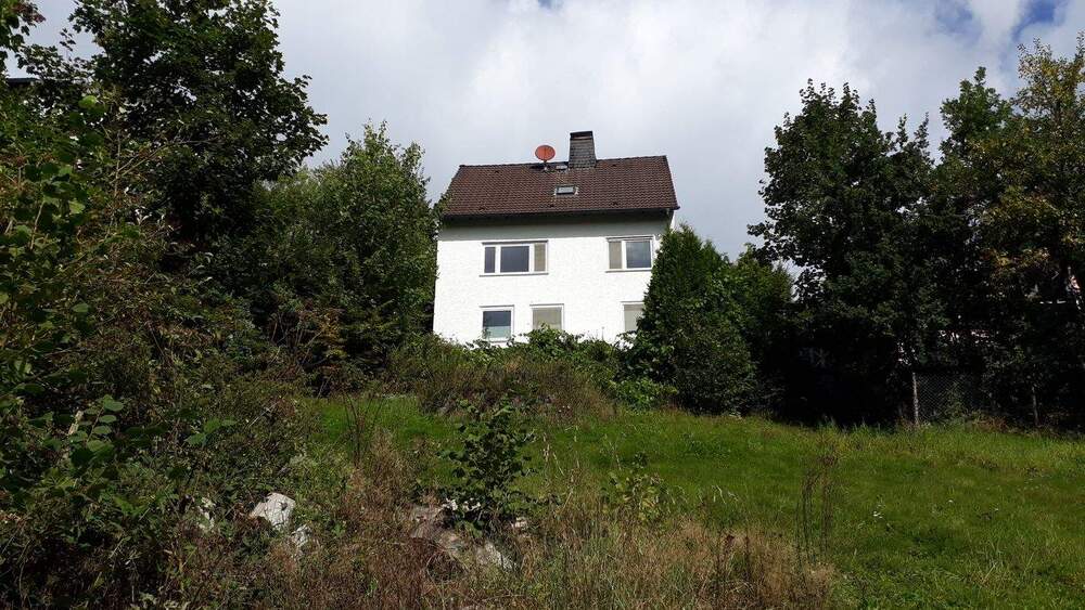 Thumbnail-Kleines Einfamilienhaus mit sehr großem Garten in Lüdenscheid - Stüttinghausen