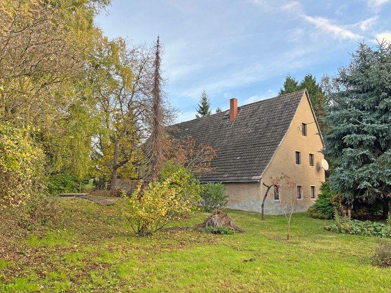 Thumbnail-Idyllisches Grundstück mit eigenem Quellteich, Baumbestand und stark sanierungsbedürftigem Wohnhaus sowie großer Sche...