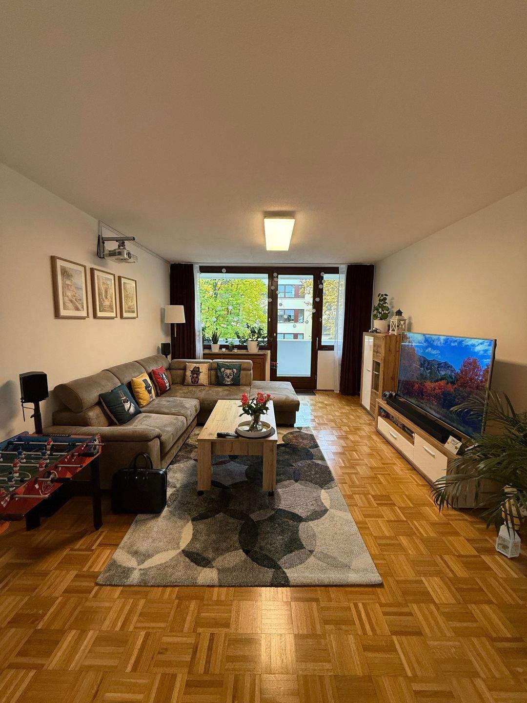 Thumbnail-Attraktive 3-Zimmer-Wohnung in Bogenhausen mit großem Balkon und vielen Gestaltungsmöglichkeiten