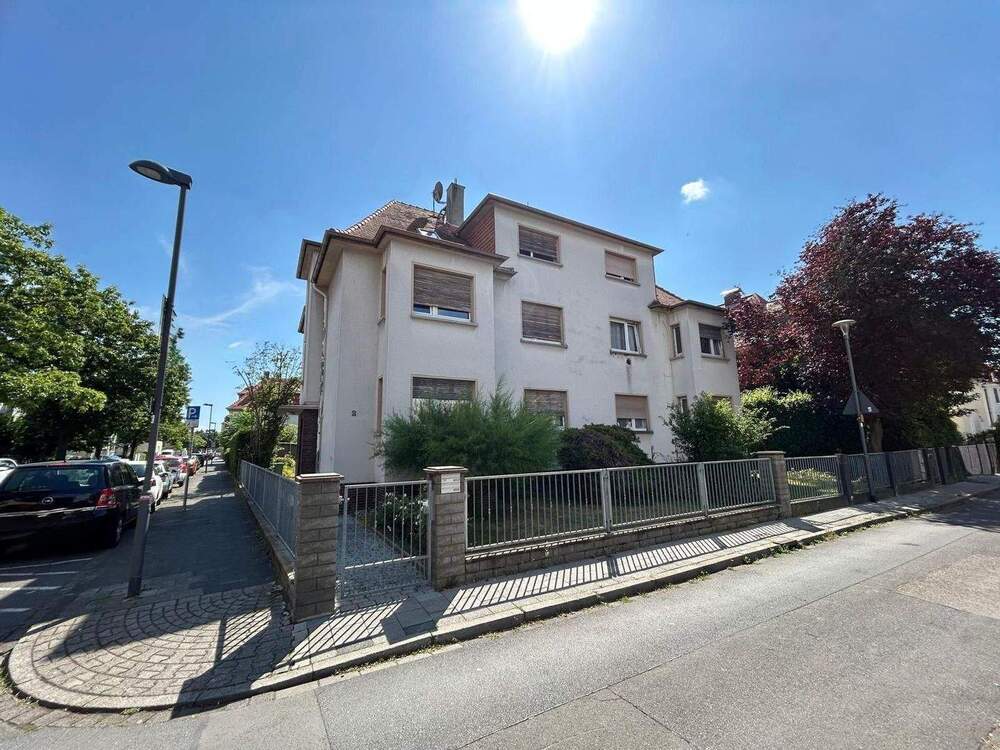 Thumbnail-Zwei-Dreifamilienhaus auf 3 Etagen mit großem Garten und Garage