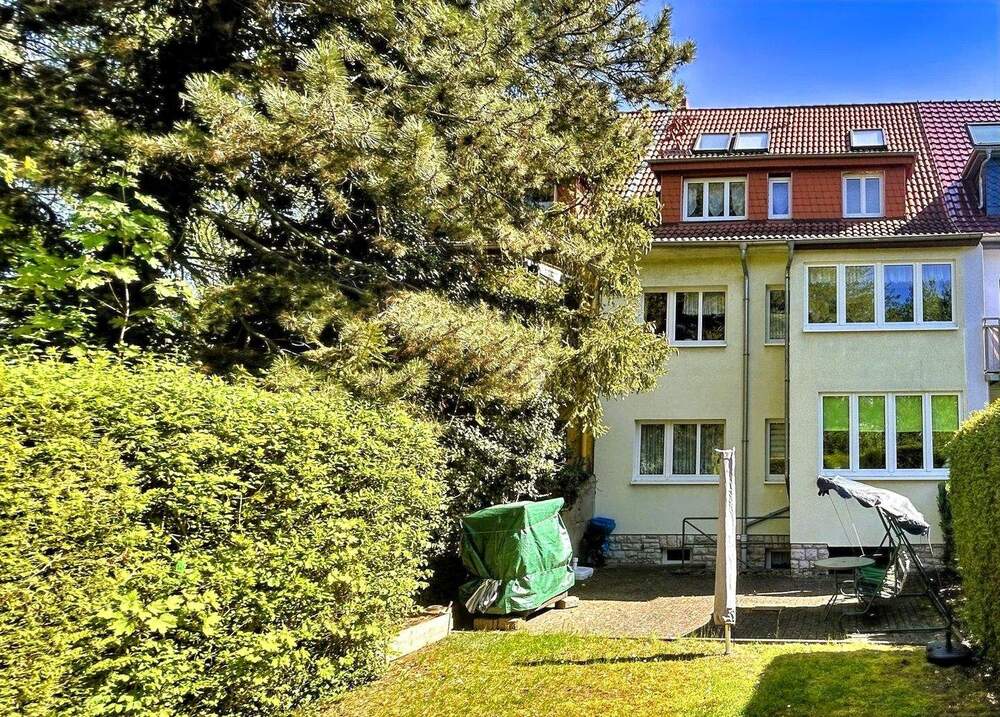 Thumbnail-Gepflegtes Mehrfamilienhaus mit Garten in der Brühlervorstadt