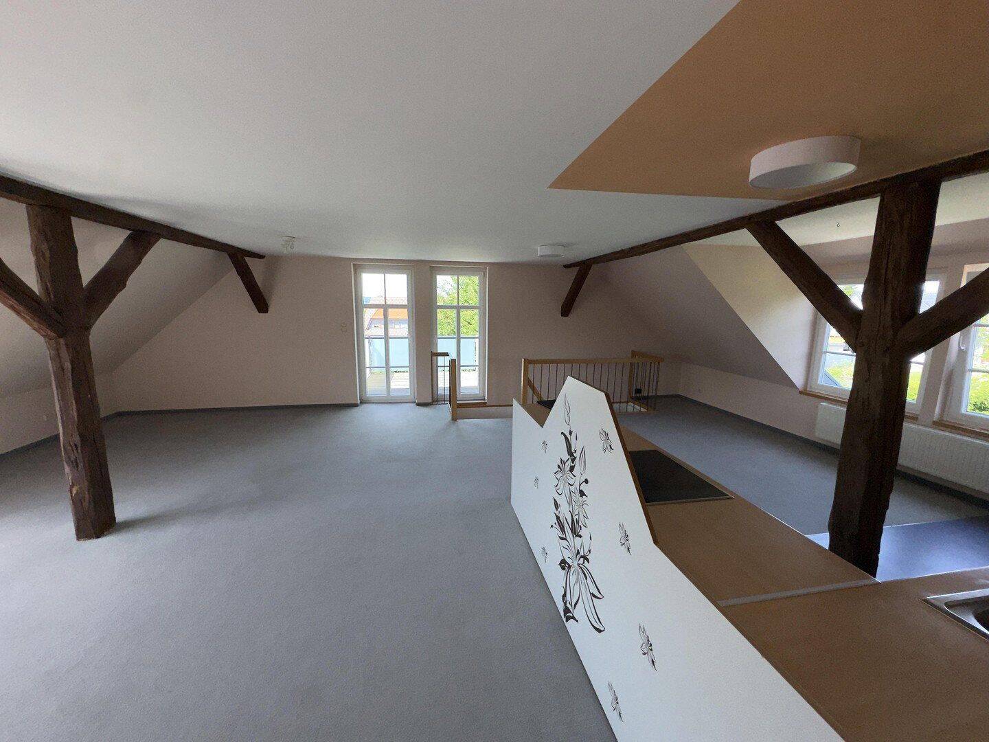 Thumbnail-3,5 Zimmerwohnung mit Altbaucharme in Lechstedt
