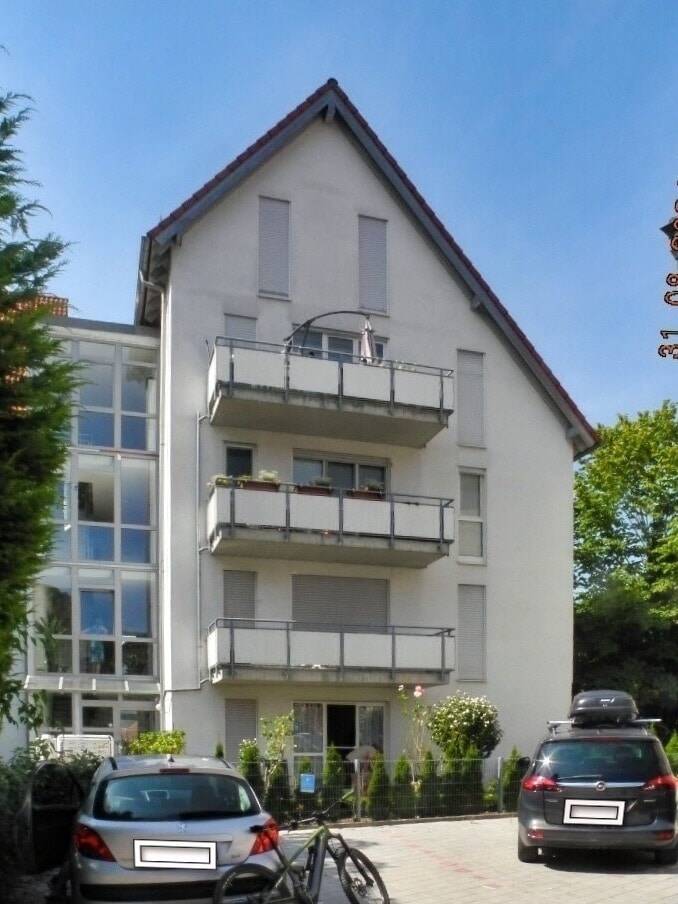 Thumbnail-! Bad Urach ! Schöne 4-Zi.- Eigentumswohnung im Dachgeschoss mit toller Aussicht