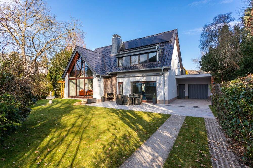 Thumbnail-A+ Effizienz-Haus in Kladow: Modernes Architekten-Juwel mit Pool, Smart Home & Energieautarkie