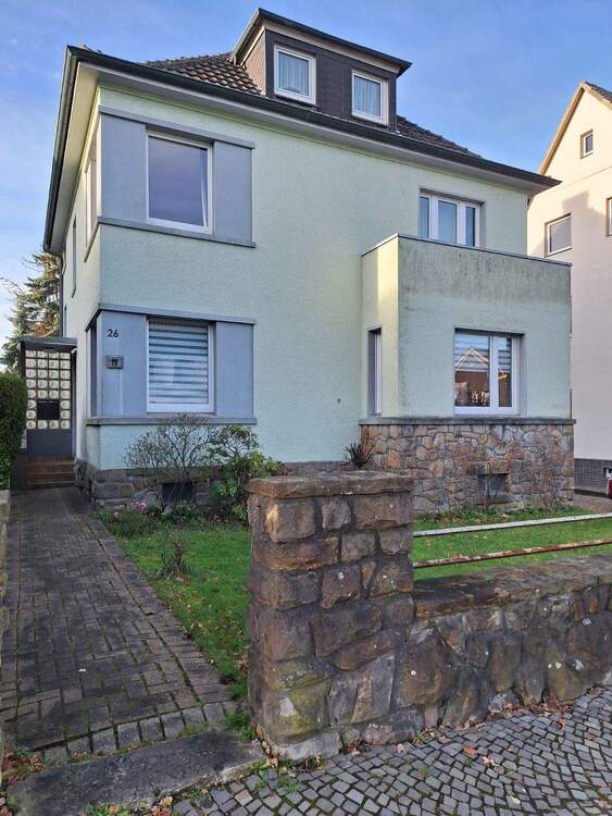 Thumbnail-Erdgeschosswohnung mit Dielenboden und Garten