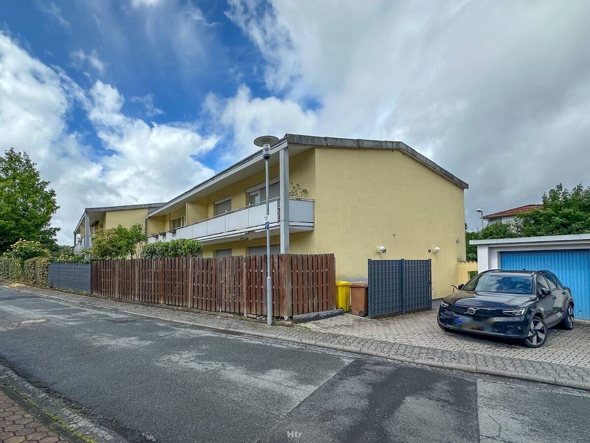 Thumbnail-Wohnetage mit großen Balkonen in kleiner Wohneinheit - Modernisierung erforderlich