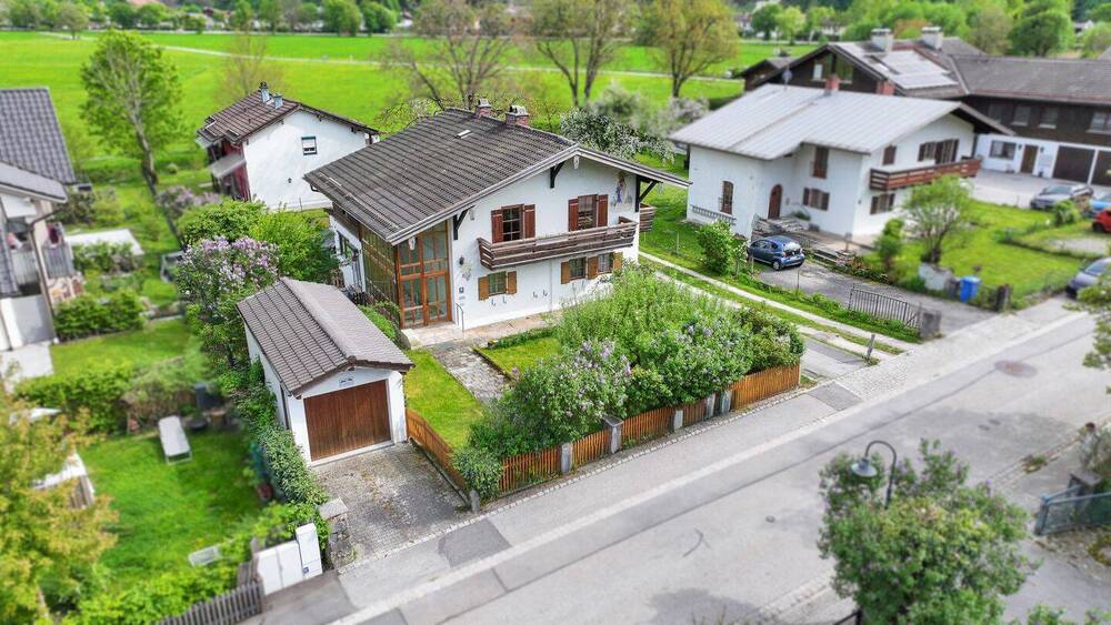 Thumbnail-Mehrfamilienhaus mit 2 Wohneinheiten in Bestlage von Bad Reichenhall Karlstein